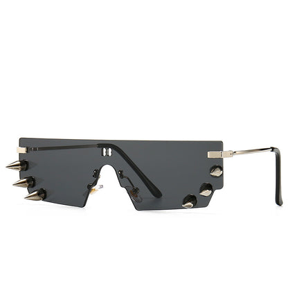 New Modern Retro Punk Rivets Exaggerated Funny Glasses