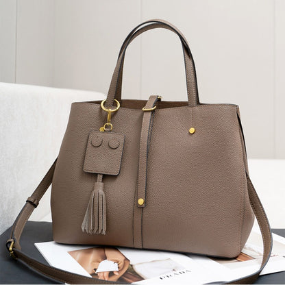 Cross-border Leather Women&#039;s Bag Shoulder Messenger Bag Women&#039;s Commuter Portable Tote Bag Large Capacity Bucket Bag Garden Bag